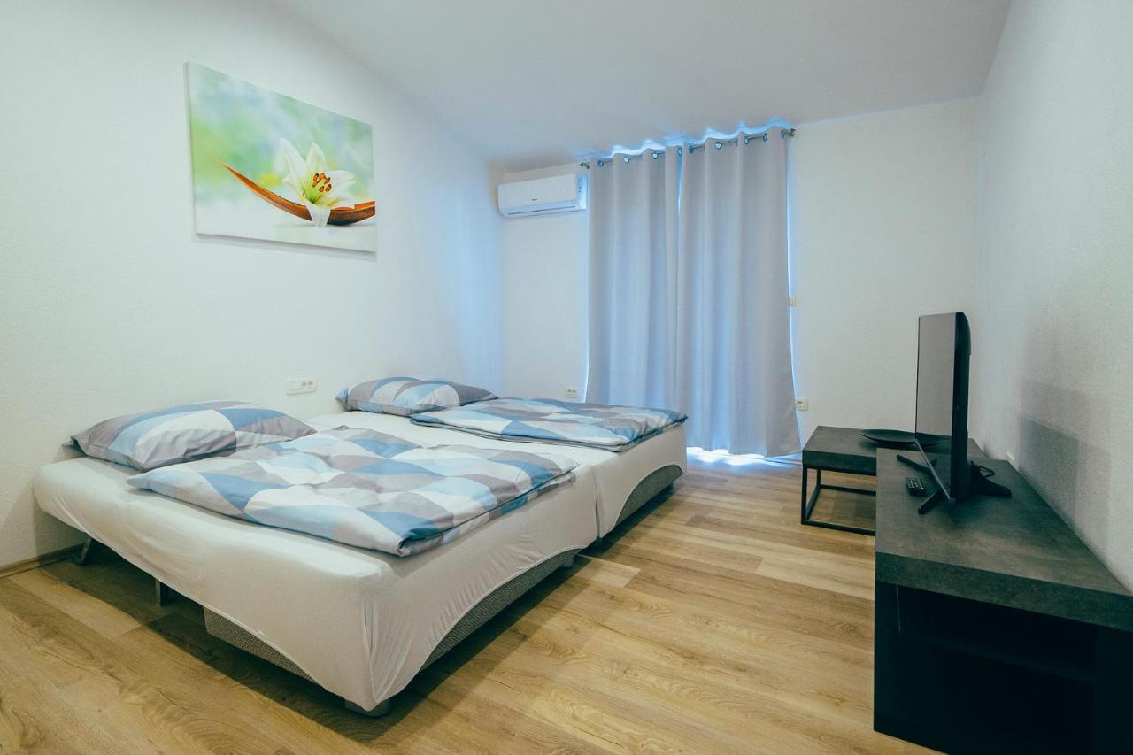Apartmani Josip Podstrana Exterior foto